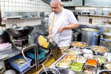 信じられない職人鍋さばきが炸裂する日本の本格町中華５選丨Egg Fried Rice - Wok Skills in Japan