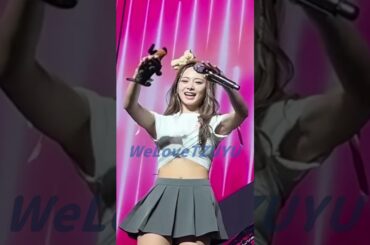 【TWICE TZUYU】Please receive love from TZUYU💙【5TH WORLD TOUR】