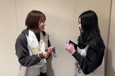 櫻坂46 ゆいぽん推しの2人♪ 本日2月1日10:00 ～ 21:30(予定)国立代々木競技場 第一体育館にて「 小林由依 卒業コンサート 」オフィシャルグッズ会場販売を実施しております！