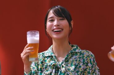 広瀬アリスと松山ケンイチが初登場　タモリ＆江口洋介と乾杯！　「本麒麟」新CM「新しい本麒麟はじまる　登場」編