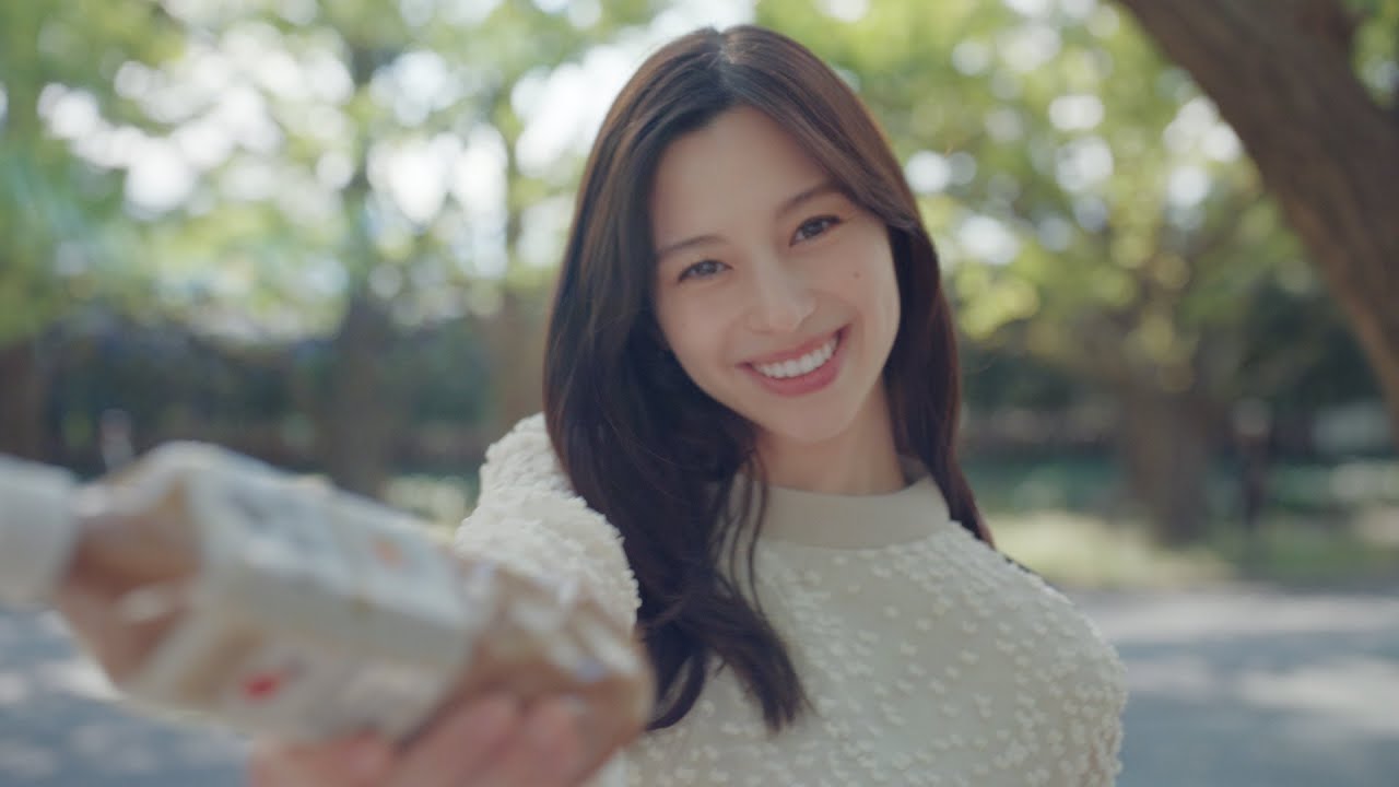 キリン 午後の紅茶 「紅茶がつないできたもの」篇 (ミルク) 15秒 キリン 午後の紅茶 「紅茶がつないできたもの」篇 (ミルク) 15秒