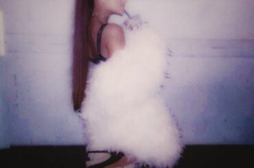 Ariana Grande - Boy Boy Boy (Visual)