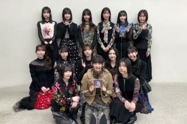 櫻坂46 NHK 総合「 Venue101 」にて 8thシングル「 #何歳の頃に戻りたいのか ？」を披露させて頂きました！ご覧頂きありがとうございました！ 2月21日発売