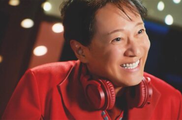 中居正広、DJ初挑戦で華麗なスクラッチ披露!?　上戸彩からバレンタインプレゼントも！「マー君、あげる」　ソフトバンク新TVCM「ペイトク スクラッチする」編＆インタビュー