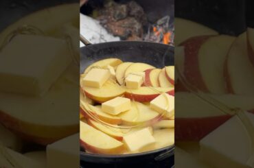 雪原で究極の焼きリンゴをつくる！Make the ultimate baked apples in the snow!#camp #cooking #asmr