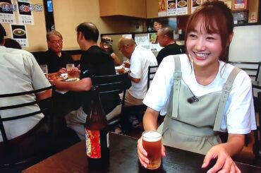 高田秋さんの飲みっぷり🍻街中華で飲ろうぜ　#高田秋 #街中華で飲ろうぜ #瓶ビール #ビール #練馬