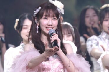 柏木由紀、AKB48卒業コンサートに指原莉乃＆高橋みなみ＆小嶋陽菜らOG集結　キャリア17年間の集大成ライブで名曲披露　『柏木由紀卒業コンサート～17年間、歩いてきたこの道～』
