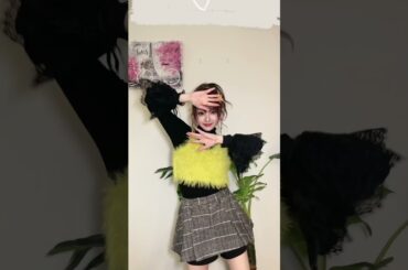 田中れいな  『愛包ダンスホール - HIMEHINA』