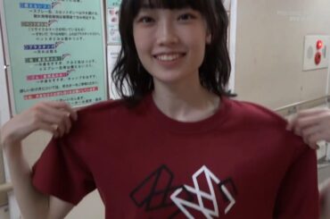 モーニング娘。'24 山﨑愛生 『2019秋以来の登場。初ツアーのTシャツを着る大人になった愛生ちゃん』