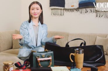 松本まりかのバッグの中身は？丁寧に生きることで自分を信じることができると語る彼女の愛用アイテムたち。| In The Bag |VOGUE JAPAN