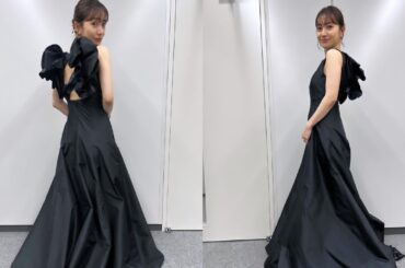 ｢背中に羽生えてる?｣大島優子、背中を大胆に露出した黒ドレス姿を披露し話題