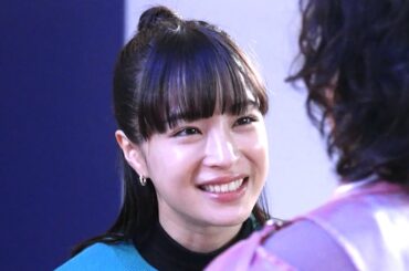 広瀬すず、撮影の合間に女子トークを楽しむ貴重映像を公開！ メイキング＆インタビュー