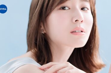 田中みな実、透き通るような美肌披露　大人の魅力全開　「ニベア クリアビューティー２WAY美容洗顔」新CM「洗い分け」編