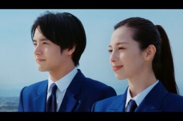赤楚衛二&中条あやみ、クールなスーツ姿で突然ブランコから現れる「いい未来探し隊」発足！Indeed CM＋メイキング
