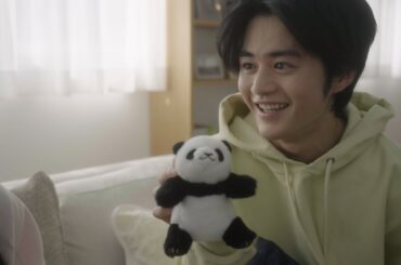 鈴鹿央士主演 アリアナ・グランデ「we can’t be friends (wait for your love)」日本版ミュージック・ビデオ