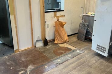 金ない33歳がギリギリの予算で居酒屋オープンさせる@saketomeshiaoi0813