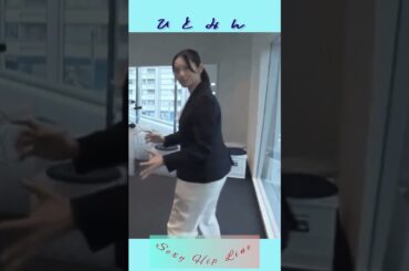 #女性アナウンサー  テレ東:田中瞳の悩ましいバックショット！