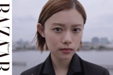 俳優 杉咲花とディオールがモノクロームで描く、レディな物語｜レディ ディオールとわたし｜ハーパーズ バザー（Harper's BAZAAR）公式