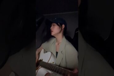 この曲書いてから4年くらい経ったけど、大人に大人っていないのかもなぁってのが最近のおもい。