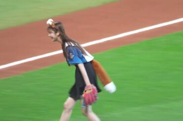 モデルの鈴木ゆうかさん始球式　2024.6.1(土) ｴｽｺﾝﾌｨｰﾙﾄﾞ北海道