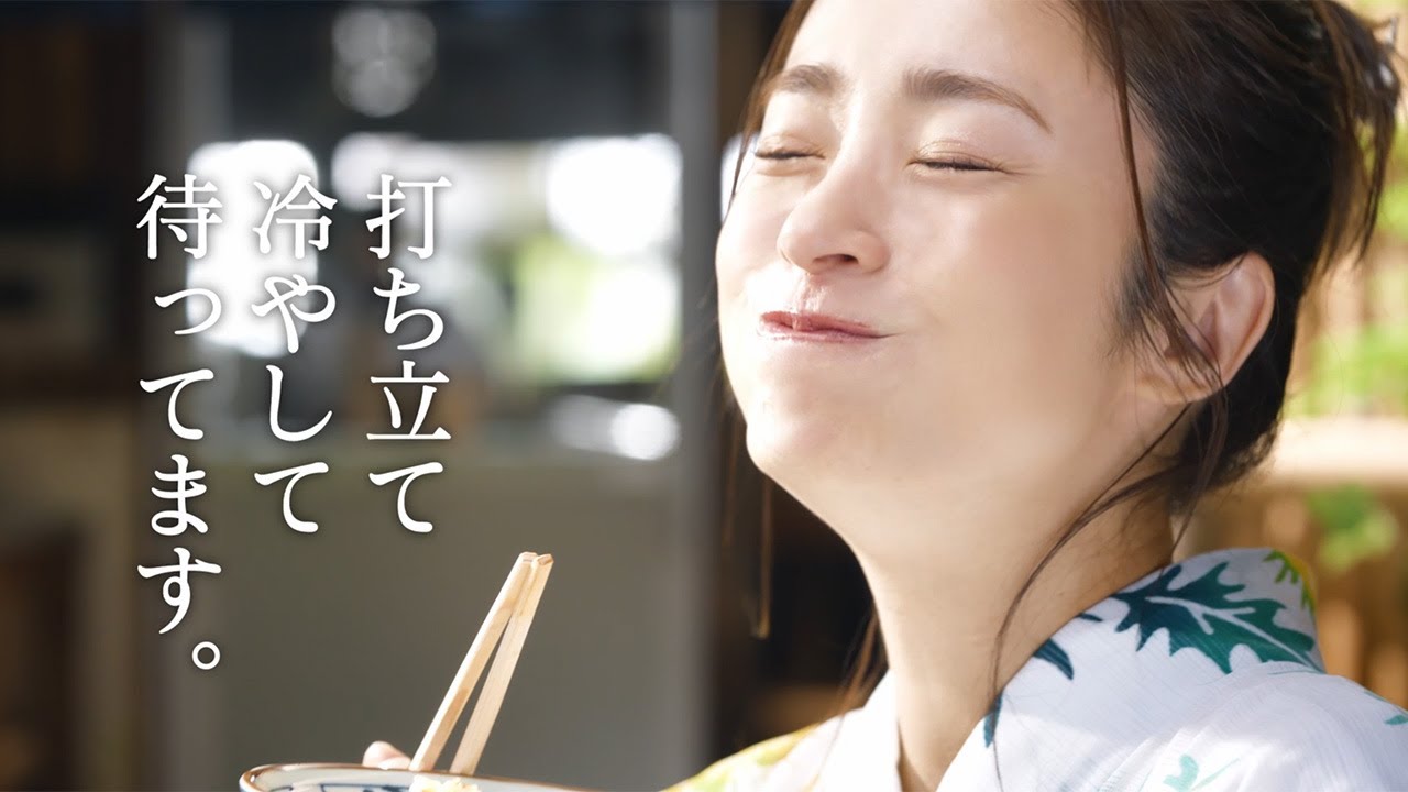 上戸彩、浴衣姿で叫ぶ「鬼おろしの夏が来た!」 「丸亀製麺」新CMに登場 上戸彩、浴衣姿で叫ぶ「鬼おろしの夏が来た!」 「丸亀製麺」新CMに登場