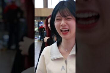 NiziU RIKU、ジャケット写真のカリスマ性溢れるという言葉に大笑いする妖精 #shorts