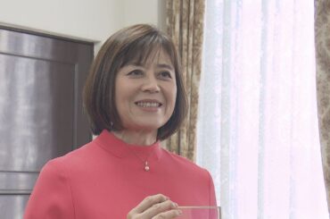 ５９歳に見えん！ＮＨＫ退局の武内陶子アナ　ド派手な全身ショット「スタイル良い」「可愛くて綺麗」の声