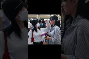 NiziU RIO&NINA、眺める「With U」も笑顔にさせる メンバーたちのいたずら #shorts