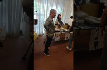 KBS京都のイベントに来ましたよ。楽しみにしておりますよ。ワクワクしますね。歌手の内田あやさんにお逢いできました。笑福亭晃瓶さんと中村薫さんと海平和さんと梶原誠さんです。