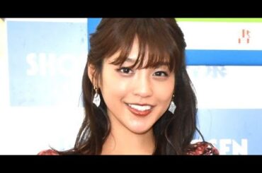T2- 岡副麻希、夫・蒲生尚弥と長女のお宮参りへ 家族ショット添え「ひょっこり映ってくれた蒲生さん笑」
