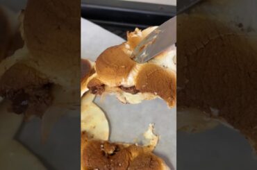 餃子の皮で作るマシュマロスモアが最高！！Marshmallow smores made with gyoza wrappers are the best! #shorts