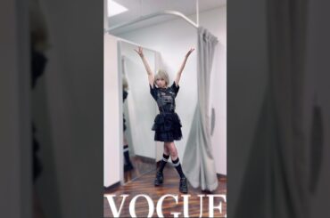 ポーズお願いします【試着室編】