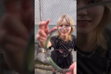 ポーズお願いします【サングラスの使い方】