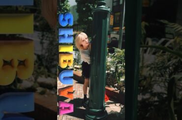 ポーズお願いします【テレフォンボックス編】