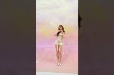 TWICE「DIVE」Dance SANA