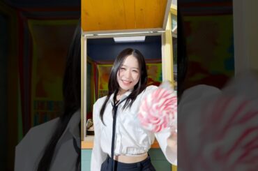 📱:⊹˚₊ #Hi_Five_Challenge｜#MOMONA #ME_I #ミーアイ #미아이