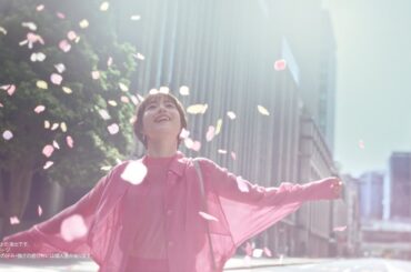 花王 ハミングフレア ダイヤモンドアロマ体感～フローラルスウィート～篇 CM 石原さとみ