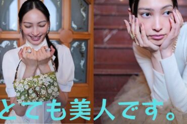 大政絢、ロマンティックな秋服姿に「綺麗すぎる～」「とても美人です。」