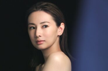 北川景子、大胆衣装でもっちりとした美肌を披露！『ONE BY KOSÉ』 新CM・インタビュー
