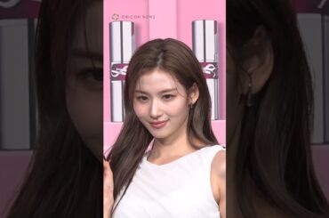 TWICE・サナ、圧巻のスタイルでオーラ放つ！美脚披露のタイトドレスで魅了　#TWICE #サナ #SANA #shorts