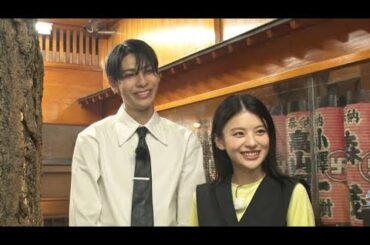 Snow Manラウールと出口夏希、“なぜここ神社”を訪れる