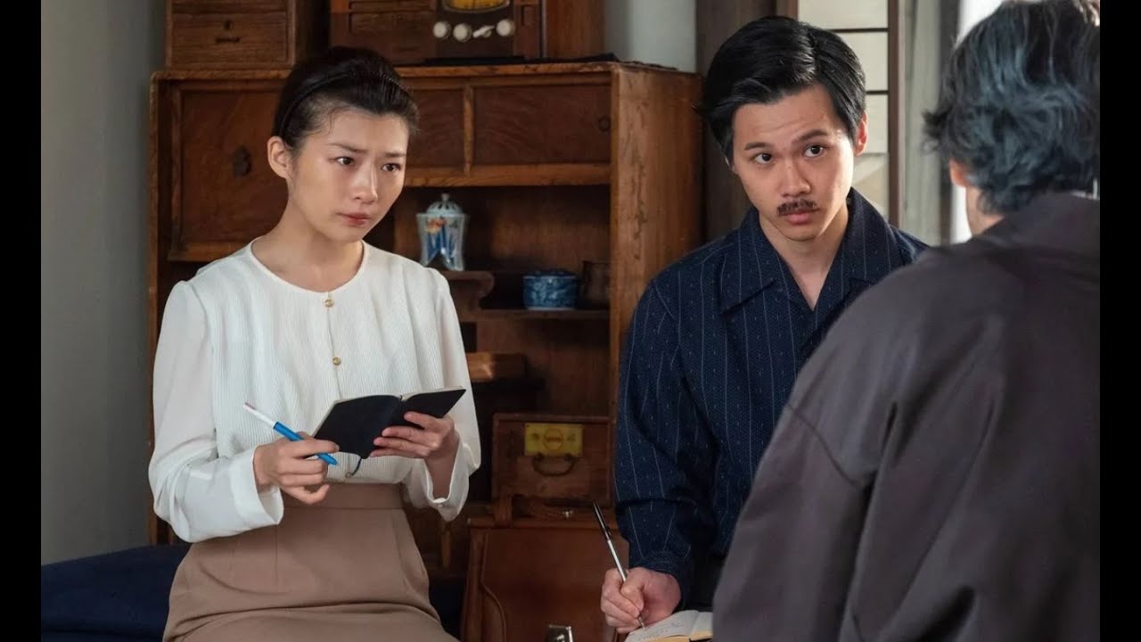 <明日の虎に翼>伊藤沙莉“寅子”、滝藤賢一“多岐川”の言葉をまとめた意見書を松山ケンイチ“桂場”に届けようとする <明日の虎に翼>伊藤沙莉“寅子”、滝藤賢一“多岐川”の言葉をまとめた意見書を松山ケンイチ“桂場”に届けようとする