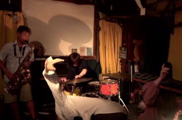 2024.9.15 ▼林ユニット 林岳史(sax) 中野渡拓実(ds) 飯塚友浩(dance) 穂舞(dance)