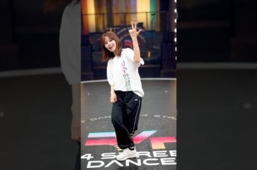 #堤アナ がダンスバトル番組 #R4SD のステージで #Seven #踊ってみた💃　毎週月曜深夜に放送中！※番組内ではMC担当です。 #堤礼実 #フジテレビアナウンサー #アナウンサー #ダンス