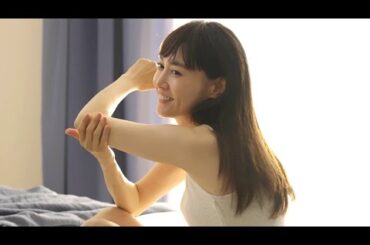 菊地凛子が出演、「ニベア リペアエキスパート」新CM（メイキング インタビュー NIVEA）