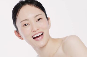 山本彩出演／ドクターシーラボ新CM「薬用エンリッチリンクルリペア 全顔美肌」篇