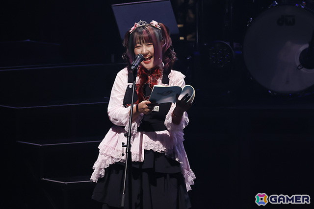 「STEINS;GATE 15th LIVE - ONE WORLD -」レポート!宮野真守さん、花澤香菜さん、今井麻美さんらラボメン声優陣がほぼ勢ぞろいして作中の名台詞を披露の画像