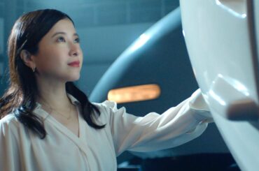 吉高由里子、JR東海0系新幹線にタッチ！歴代の車内チャイムが流れる東海道新幹線60周年記念CM／JR東海 CM