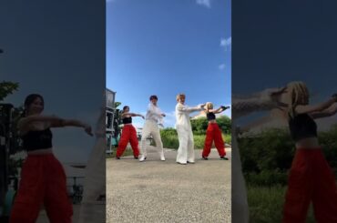 【Girls2TikTok】鶴屋美咲、山口綺羅