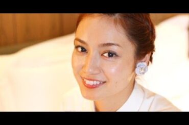 B1- 「長友さんそっくりで可愛い」平愛梨、3歳三男を“顔出し”「照れてる仕草が何とも言えない」